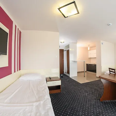 帝国酒店 酒店 3*