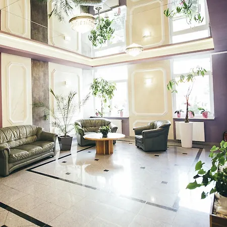 酒店 帝国酒店 Pionki